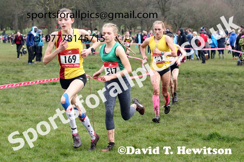 Intermediate girls, 2020 New Balance English Schools Champs., Sefton Park, Liverpool. Photo: David T. Hewitson/Sports for All Pics